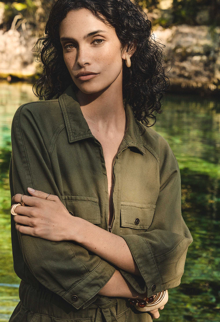 Overall Tracy — Ganzkörperansicht